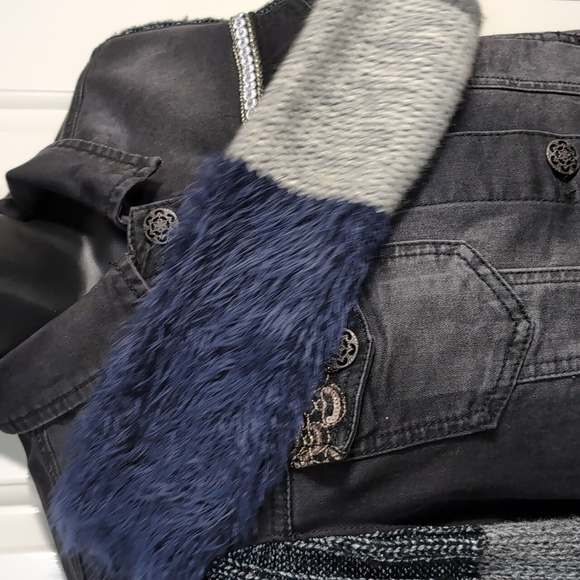 Desigual Jean Jacket Mixed Media Embellished Size 36 Eur (xs-sm) - Picture 3 of 12